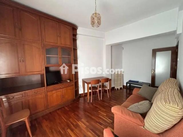 Piso en alquiler en La Fama