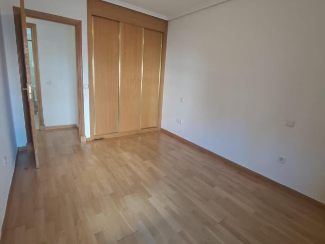 Piso en Alquiler en La Victoria, Valladolid Ideal para Tu Nueva Vida