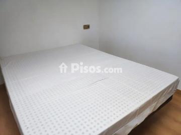 Piso en alquiler en Labañou Os Rosales