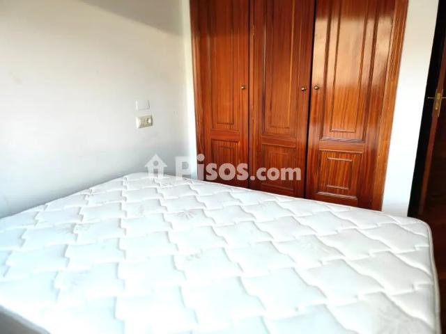 Piso en alquiler en Labañou Os Rosales