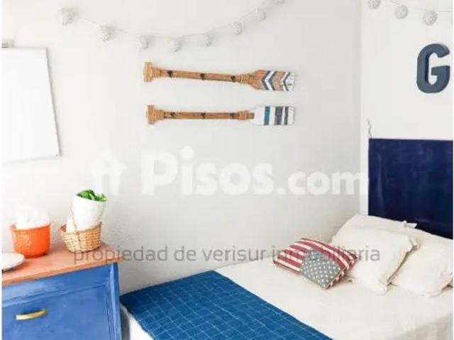 Piso en alquiler en Las Delicias