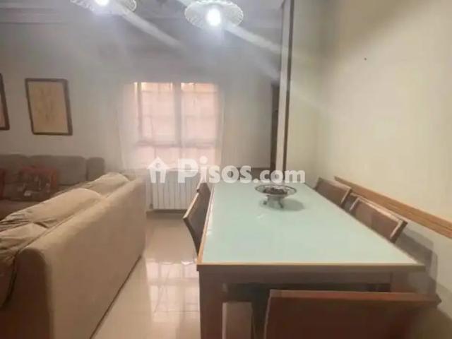 Piso en alquiler en Linarejos