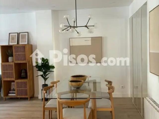 Piso en alquiler en Lista