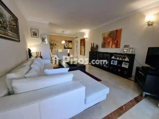 Piso en alquiler en Lomas de Marbella Club Puente Romano