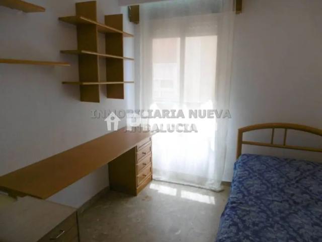 Piso en alquiler en los Ángeles Cruz de Caravaca Piedras Redondas