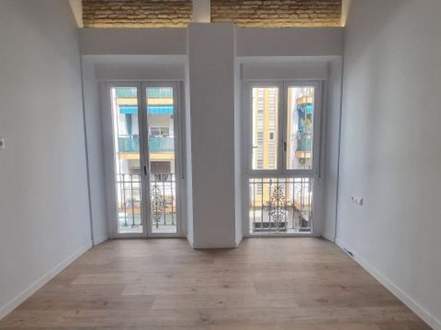 Piso en Alquiler en Los Sevillanos, Sevilla