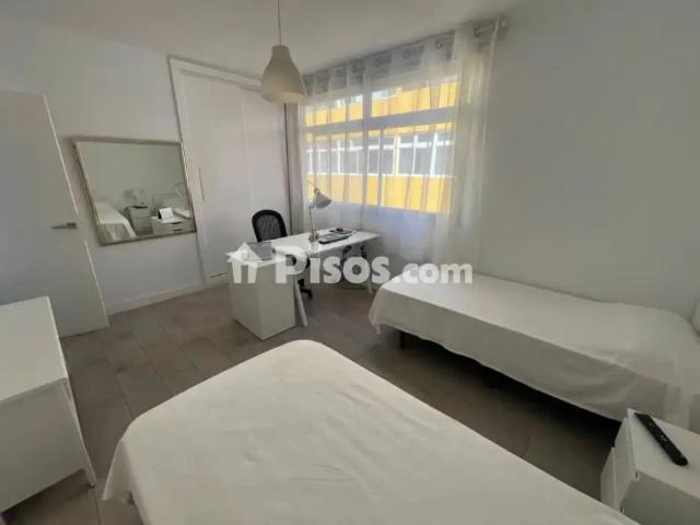 Piso en alquiler en Puerto Canteras