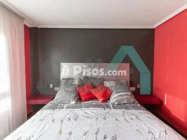 Piso en alquiler en Pumarín Teatinos