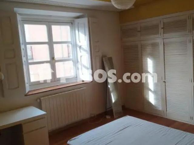 Piso en alquiler en Pza. Mayor