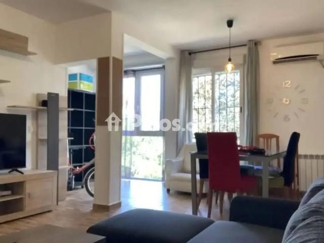 Piso en alquiler en Pasaje de Teba