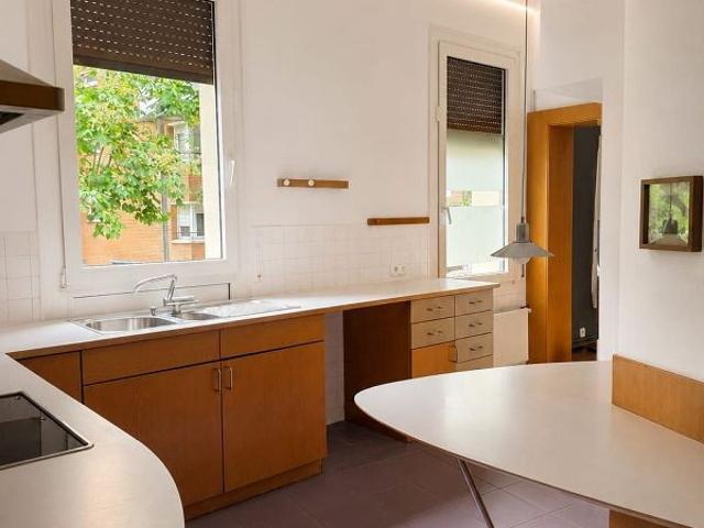 Piso en alquiler en pasaje De Maluquer, Barcelona, de 205 m² 3 habitaciones por 3.800
