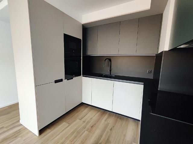 Piso en alquiler en pasaje De Pallerols, Sant Boi de Llobregat, de 57 m² 2 habitaciones por 2.000
