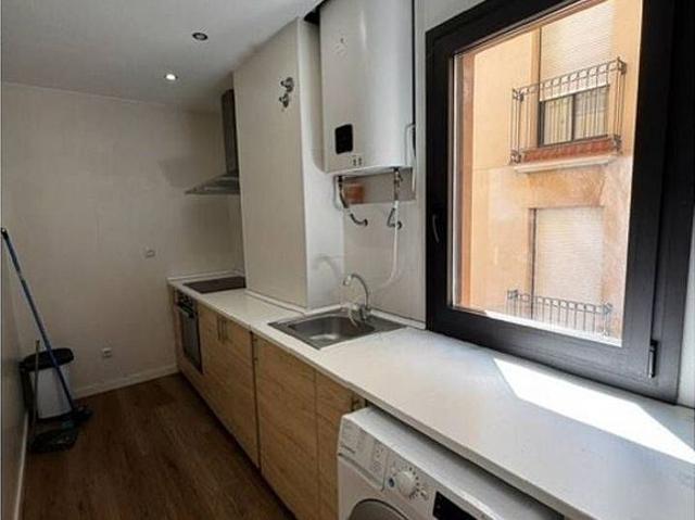 Piso en alquiler en pasaje De Sant Fruitós, Manresa, de 79 m² 4 habitaciones por 900