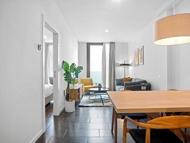 Piso en alquiler en pasaje D'olivé i Maristany, Barcelona, de 60 m² 1 habitación por 2.400