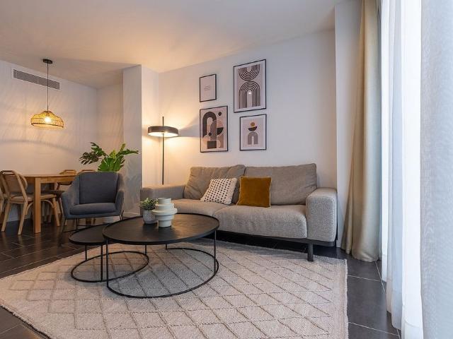 Piso en alquiler en pasaje D'olivé i Maristany, Barcelona, de 70 m² 2 habitaciones por 2.750