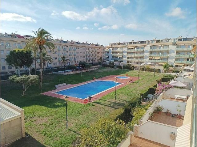 Piso en alquiler en pasaje Riu Ter, Cubelles, de 90 m² 3 habitaciones por 904