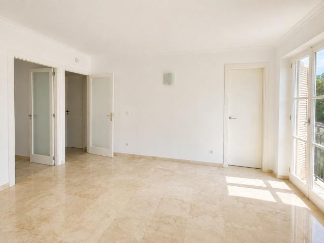 Piso en alquiler en Paseo Mallorca