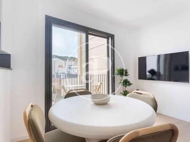 Piso en alquiler en paseo Maragall, Barcelona, de 62 m² 2 habitaciones por 2.600