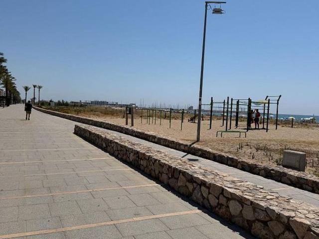 Piso en alquiler en paseo Marítim Sant Joan de Déu, Calafell, de 68 m² 3 habitaciones por 6.000