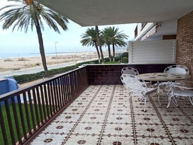 Piso en alquiler en paseo Marítimo, Castelldefels, de 65 m² 3 habitaciones por 1.550