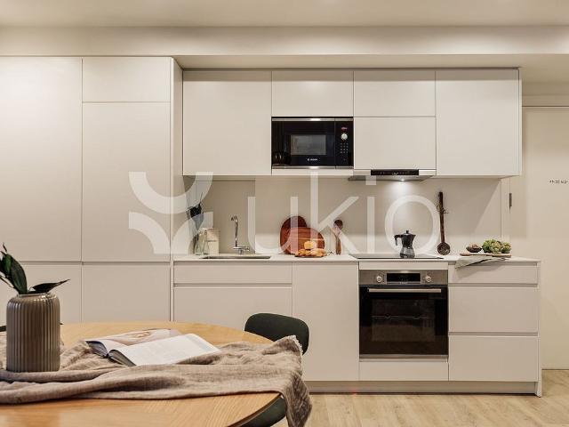 Piso en alquiler en paseo De Manuel Girona, Barcelona, de 65 m² 2 habitaciones por 3.020