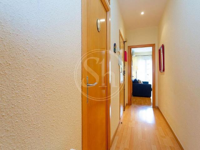 Piso en alquiler en paseo De Maragall, Barcelona, de 63 m² 1 habitación por 1.300