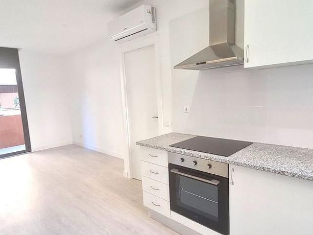 Piso en alquiler en paseo De Cordelles, Cerdanyola del Vallès, de 61 m² 2 habitaciones por 1.200