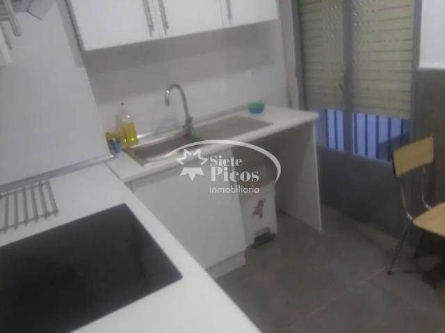 Piso en alquiler en Paseo de Ezequiel González, 18