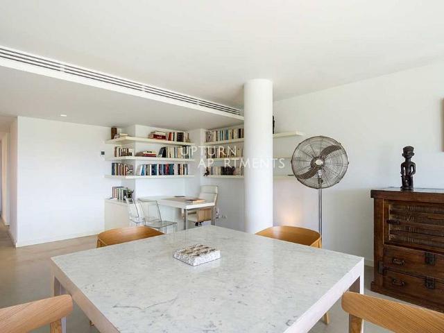 Piso en alquiler en paseo De Joan de Borbó, Barcelona, de 200 m² 3 habitaciones por 7.900