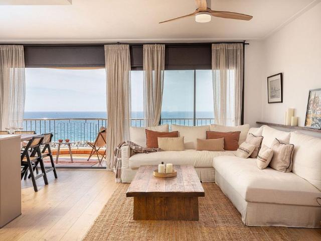 Piso en alquiler en paseo De Josep Mundet, Calonge, de 71 m² 3 habitaciones por 1.400