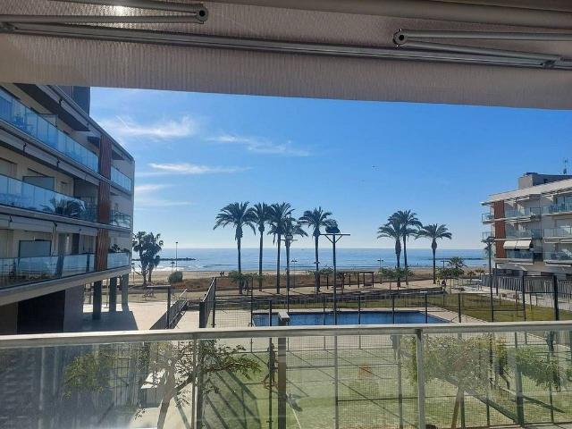 Piso en alquiler en paseo De la Mar Mediterrania, Cubelles, de 76 m² 3 habitaciones por 1.700