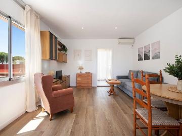 Piso en alquiler en paseo De la Marina, Castelldefels, de 40 m² 1 habitación por 1.100