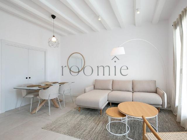 Piso en alquiler en paseo De la Rambla, Badalona, de 71 m² 2 habitaciones por 2.045