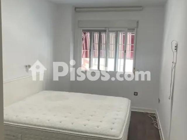 Piso en alquiler en Paseo de las Artes y de los Oficios, 19