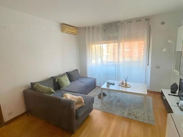 Piso en alquiler en paseo De Lormont, Castelldefels, de 83 m² 3 habitaciones por 1.700