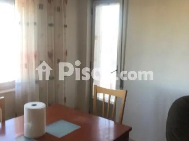 Piso en alquiler en Paseo de San Vicente
