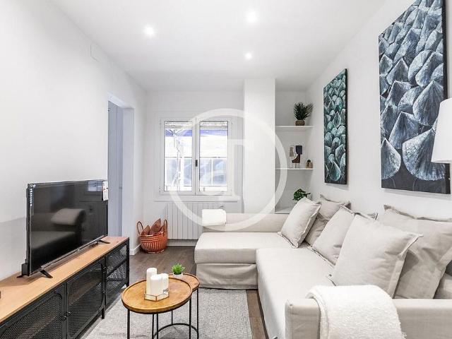 Piso en alquiler en paseo De Sant Gervasi, Barcelona, de 52 m² 2 habitaciones por 1.990