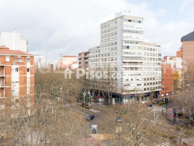 Piso en alquiler en Paseo de Zorrilla, 90, cerca de Calle del Puente Colgante