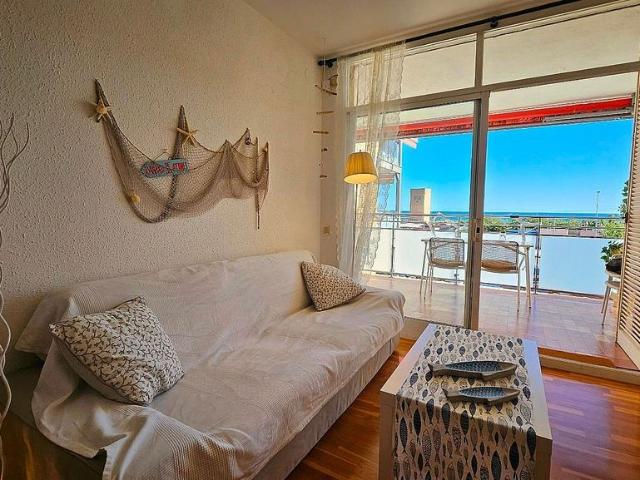 Piso en alquiler en paseo Del Timó, Castelldefels, de 75 m² 3 habitaciones por 1.440
