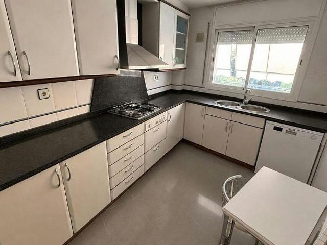 Piso en alquiler en paseo Del Vintidos de Juliol, Terrassa, de 100 m² 3 habitaciones por 900