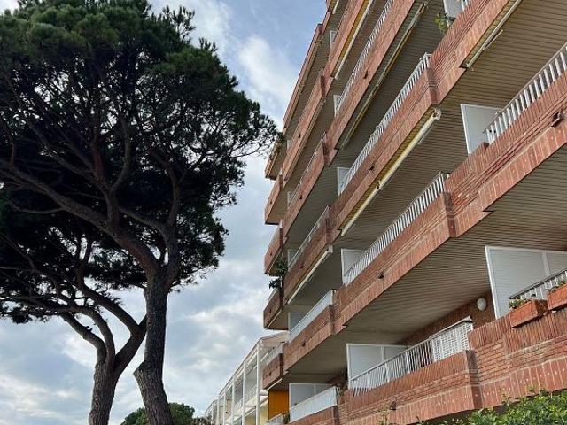 Piso en alquiler en paseo Del Mar, Caldes d´Estrac, de 92 m² 3 habitaciones por 3.000