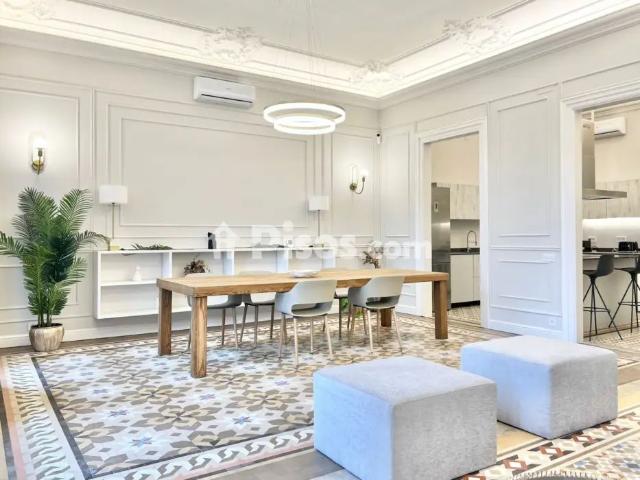 Piso en alquiler en Passeig de Gràcia, cerca de Carrer de València