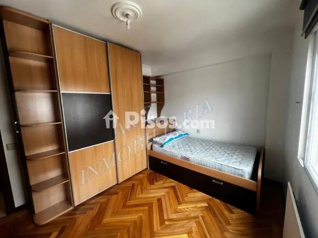Piso en alquiler en Paradai