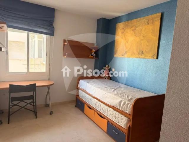 Piso en alquiler en Pardaleras