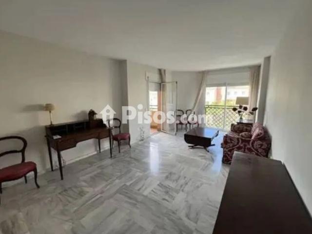 Piso en alquiler en Parque Clavero