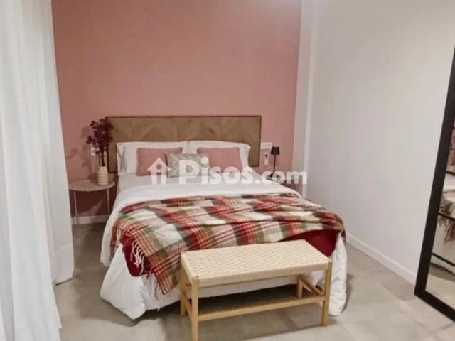 Piso en alquiler en Pinar Alto Crevillet Menesteo