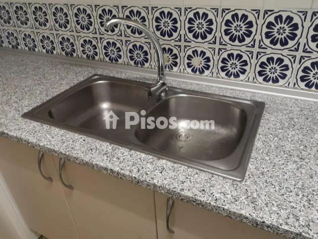 Piso en alquiler en Playa Victoria Paseo Marítimo