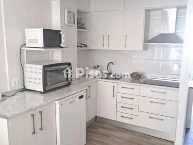 Piso en alquiler en Playamar Benyamina