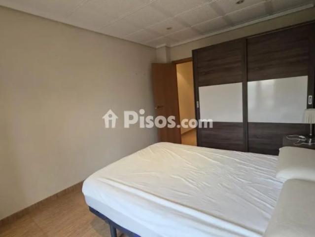 Piso en alquiler en Plaza Madrid