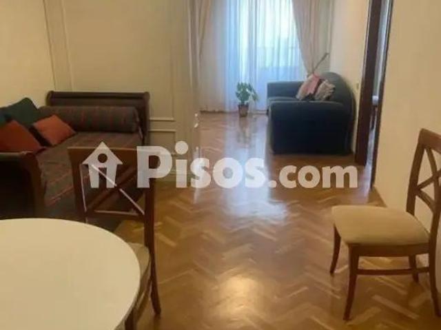 Piso en alquiler en Plaza Mayor